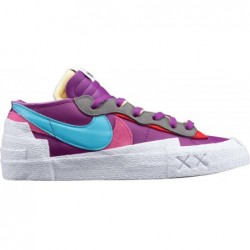 Nike Blazer Low Sacai KAWS...