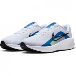 Chaussures de course sur route Nike Downshifter 13 pour homme (extra larges) (FJ1284-103, blanc/bleu étoile/vert Strike/noir)