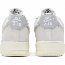 Nike Air Force 1 '07 Lv8