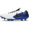 Chaussures de football pour terrain sec Nike Legend 8 Elite FG pour hommes At5293-104